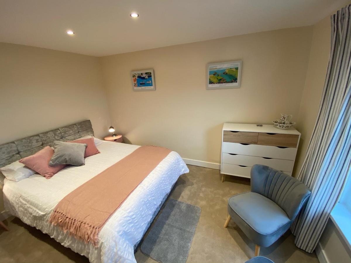 Noddfa Farm Guest House Haverfordwest Exterior foto